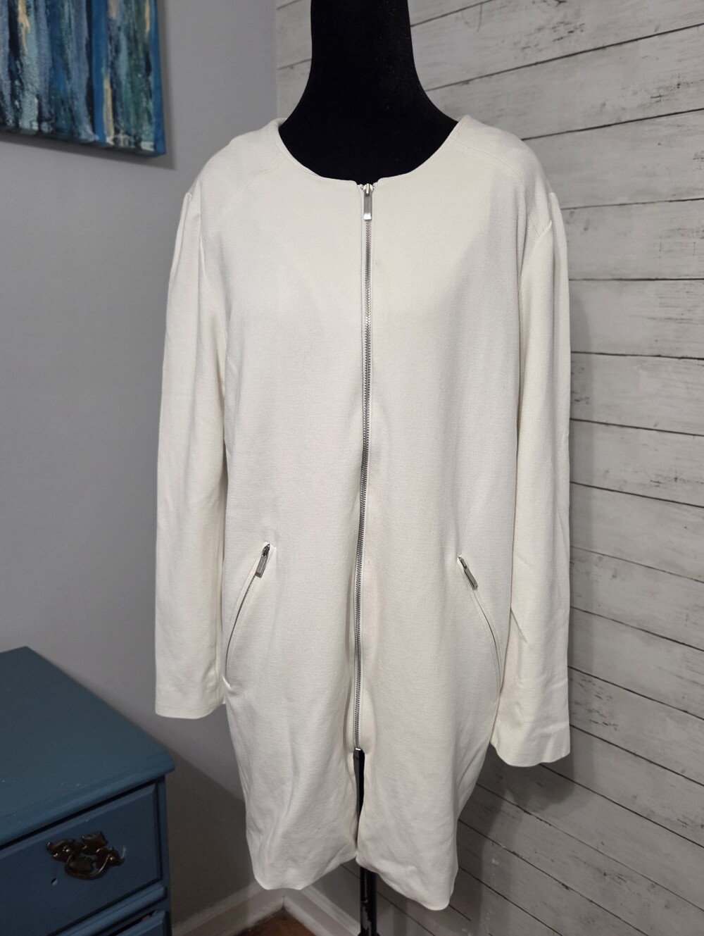 Chico's White Jacket, Zip Front, Zip Pockets, Long, Size Large = SZ(2) career,